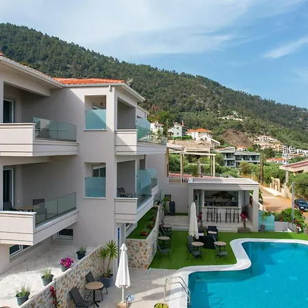 Finikas Luxury Thassos Golden * 크리시 아모우디아