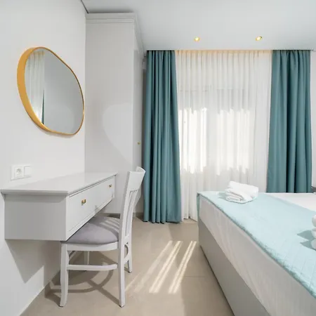 Finikas Luxury Thassos Golden * 크리시 아모우디아