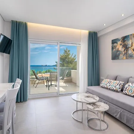 Finikas Luxury Thassos Golden