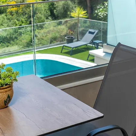 Finikas Luxury Thassos Golden * 크리시 아모우디아