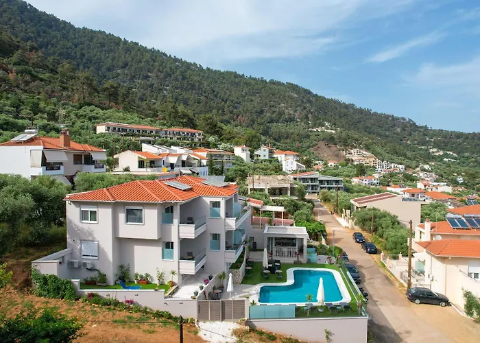 Finikas Luxury Thassos Golden 크리시 아모우디아