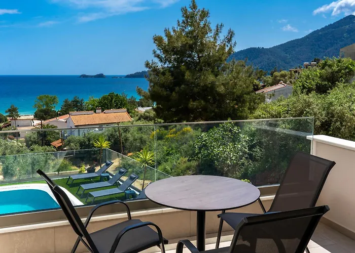 Finikas Luxury Thassos Golden