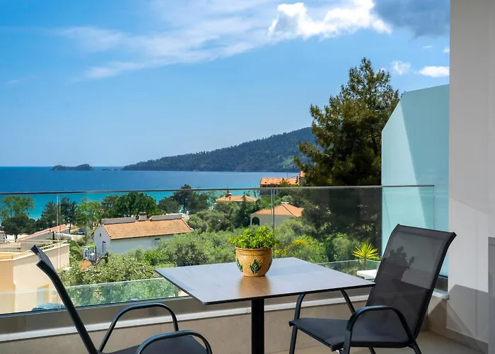 Finikas Luxury Thassos Golden